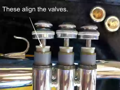 Flugelhorn valve alignment guide