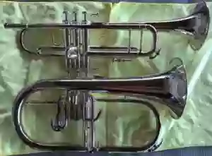Trumpet vs Flugelhorn right side view